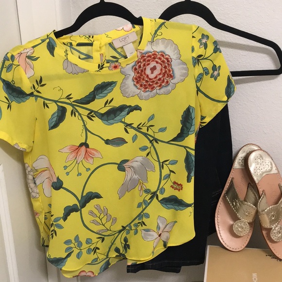 Darling J. Crew Floral Top, Tulip-style hem, XSP - Picture 8 of 8